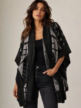Cabela's Black & Gray Tribal Knit Ruana Poncho Cardigan Wrap, One Size